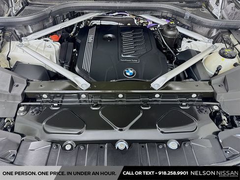 Used 2022 BMW X5 xDrive40i w/ M Sport Package AWD/4WD image 31