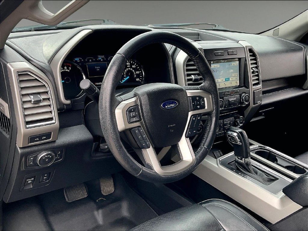Used 2016 Ford F150 Lariat w/ Equipment Group 501A Mid AWD/4WD image 8