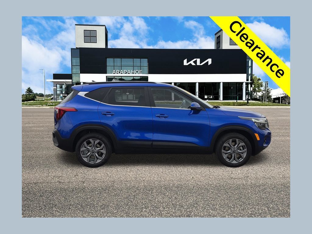Certified 2024 Kia Seltos S AWD/4WD image 1