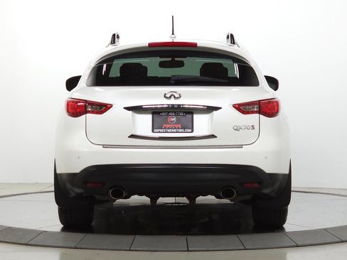 Used 2017 INFINITI QX70 AWD w/ Premium Package image 5