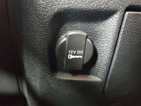 Used 2016 RAM 1500 Express image 20