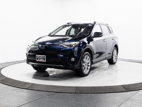 Certified 2018 Toyota RAV4 Limited w/ Advanced Technology Package image 3