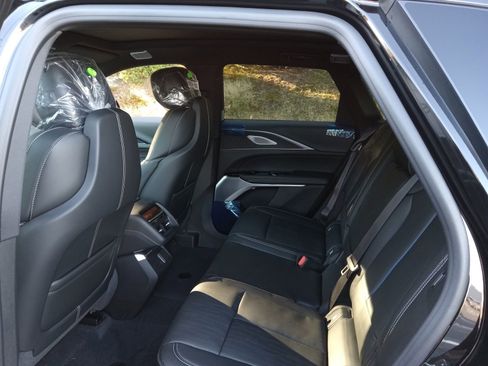 New 2026 Cadillac Lyriq V image 23