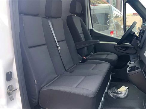 New 2025 Mercedes-Benz Sprinter 2500 image 7