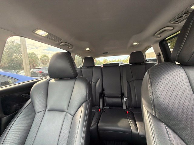 Used 2023 Subaru Ascent Limited AWD/4WD image 9