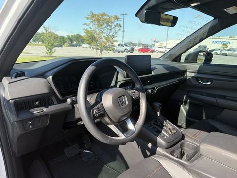 Used 2025 Honda CR-V Sport-L image 15