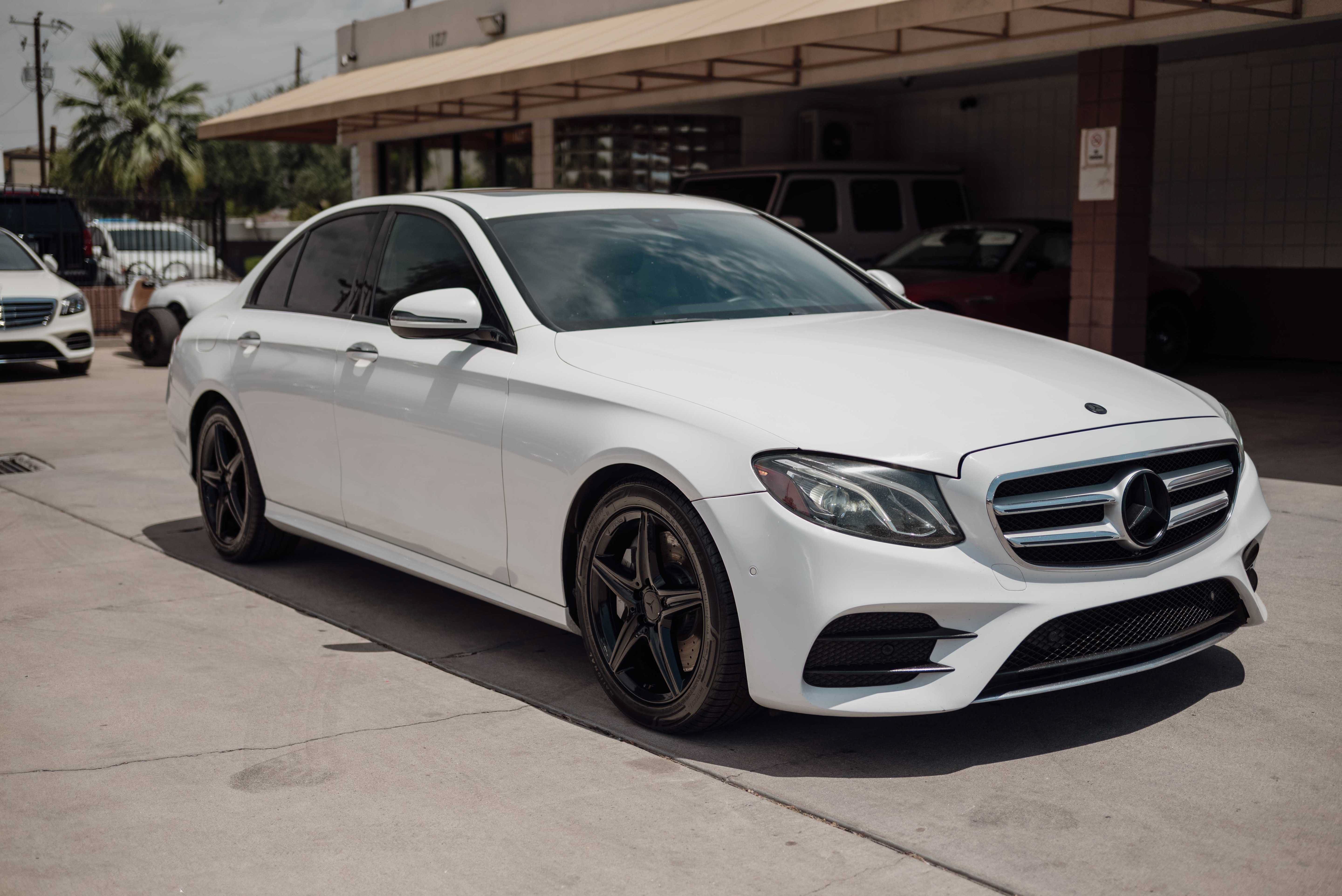 Used 2017 Mercedes-Benz E 300 image 3