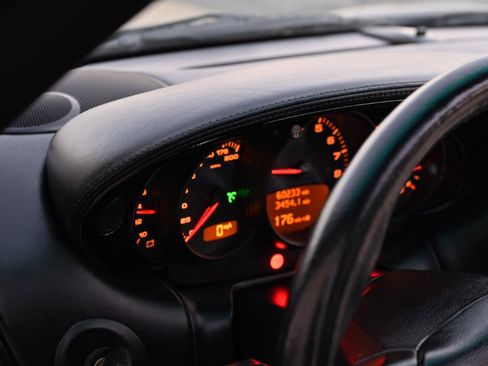 Used 2004 Porsche 911 Carrera 4S image 55