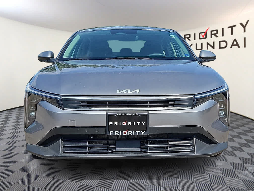 Used 2025 Kia K4 FWD image 2