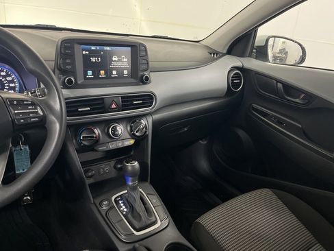 Used 2021 Hyundai Kona SE image 33