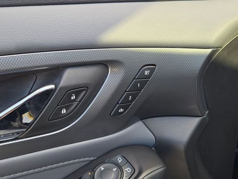 Used 2020 Chevrolet Traverse Premier w/ LPO, Floor Liner Package image 26