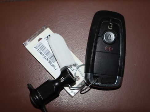 Used 2023 Ford Maverick Lariat w/ Lariat Luxury Package AWD/4WD image 44