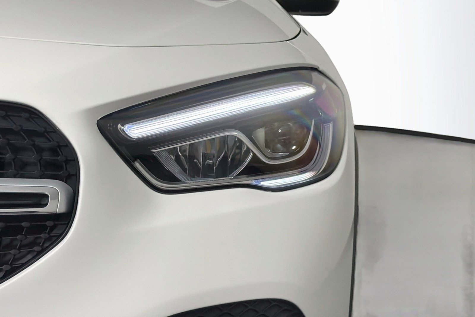 Used 2023 Mercedes-Benz GLA 250 4MATIC w/ Premium Package image 15