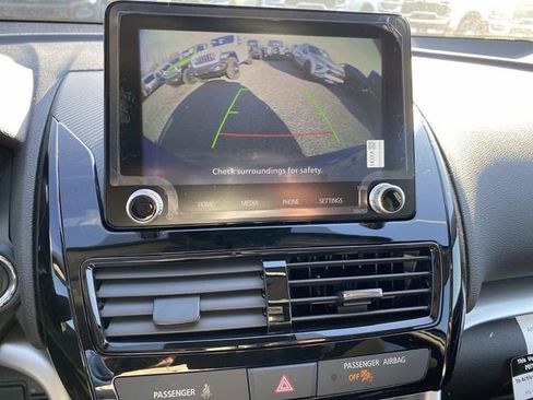 New 2026 Mitsubishi Eclipse Cross LE image 9