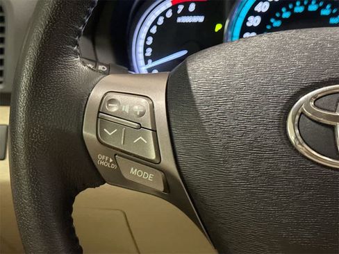 Used 2012 Toyota Venza XLE image 26