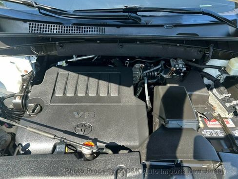 Used 2016 Toyota Highlander XLE AWD/4WD image 52