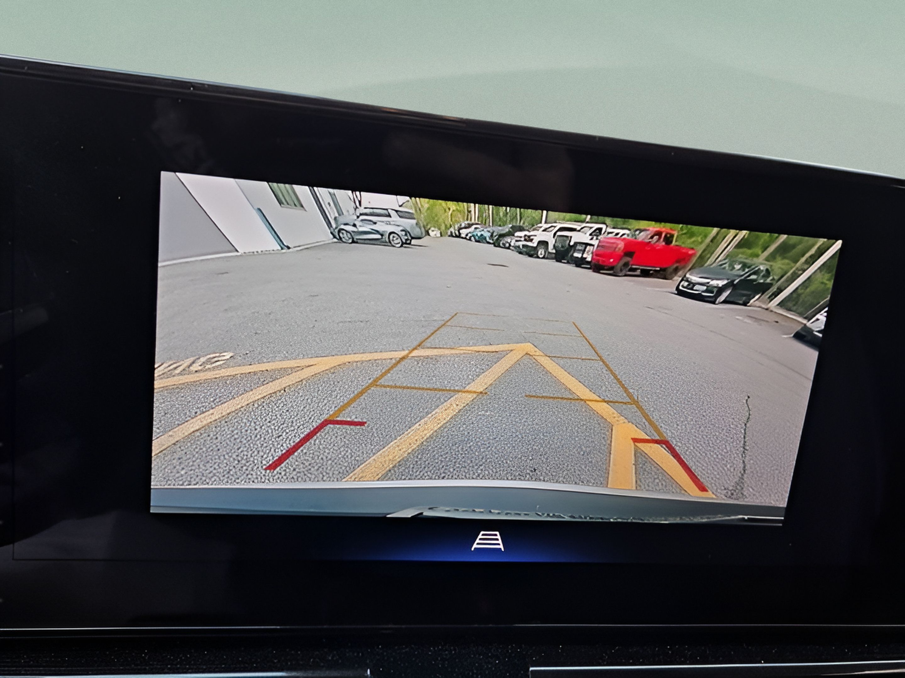 Used 2025 Chevrolet TrailBlazer LT FWD image 19