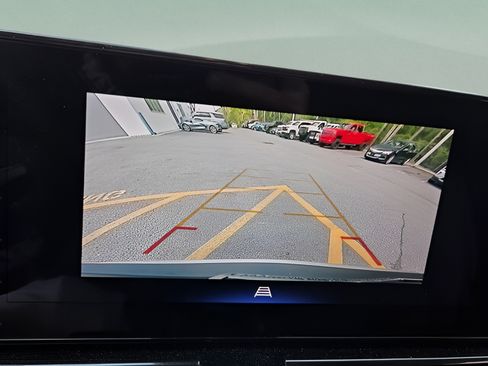 Used 2025 Chevrolet TrailBlazer LT FWD image 19