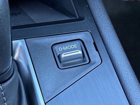 Used 2026 Nissan Kicks SV image 31