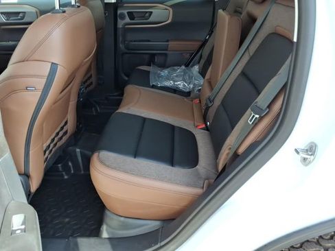 New 2026 Ford Bronco Sport Outer Banks w/ Sasquatch Outer Banks Package AWD/4WD image 23