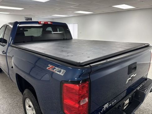 Used 2017 Chevrolet Silverado 1500 LT w/ All Star Edition image 29