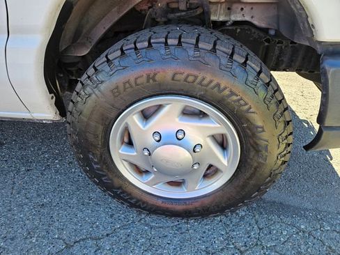 Used 2013 Ford E-250 and Econoline 250 w/ Commercial Cargo Van Pkg image 9