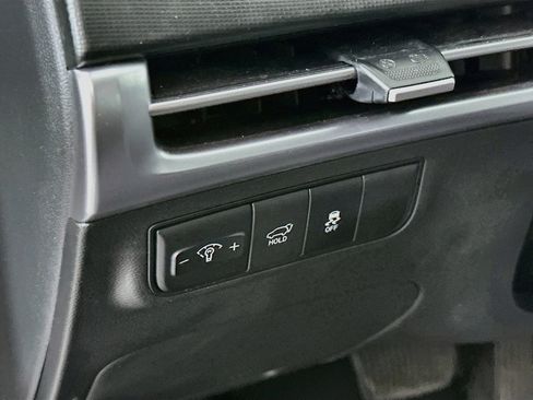 Used 2025 Hyundai Tucson SEL FWD image 17