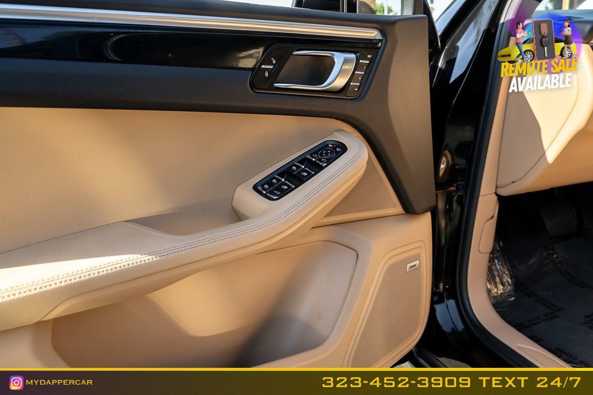 Used 2018 Porsche Macan AWD/4WD image 11