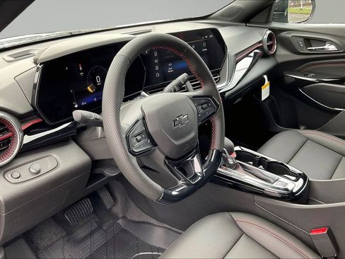 New 2026 Chevrolet Trax RS w/ Driver Confidence Package FWD image 7