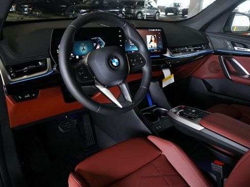 Used 2026 BMW X1 xDrive28i w/ Convenience Package image 12