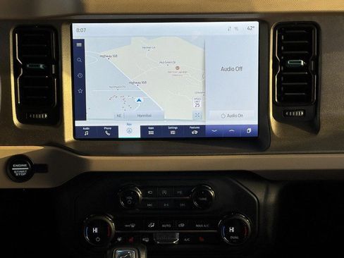 Used 2024 Ford Bronco Wildtrak image 13