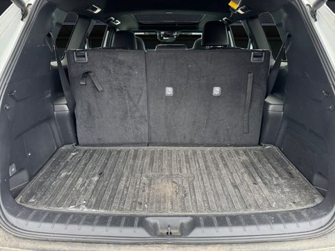 Used 2024 Toyota Grand Highlander AWD Hybrid image 12