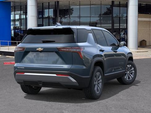 New 2026 Chevrolet Equinox LT w/ LPO, Floor Liner Package FWD image 4