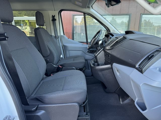 Used 2018 Ford Transit 150 XL RWD image 16