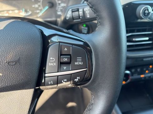 Used 2022 Ford Escape SEL image 22