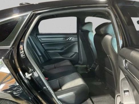 Used 2022 Honda Accord Sport image 13