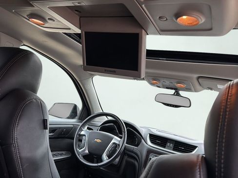 Used 2015 Chevrolet Traverse LT image 24