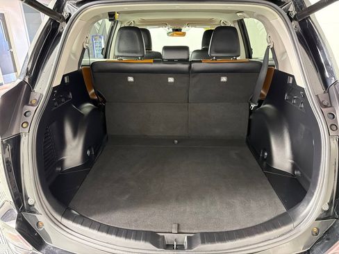 Used 2016 Toyota RAV4 Limited image 21