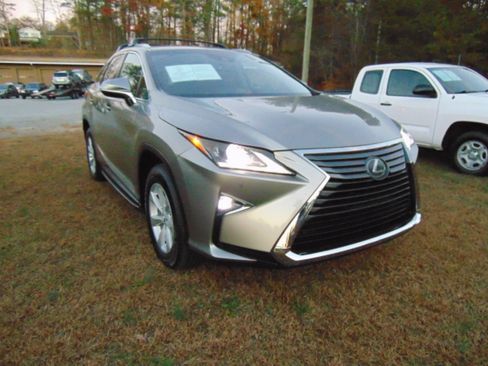 Used 2017 Lexus RX 350 AWD image 3