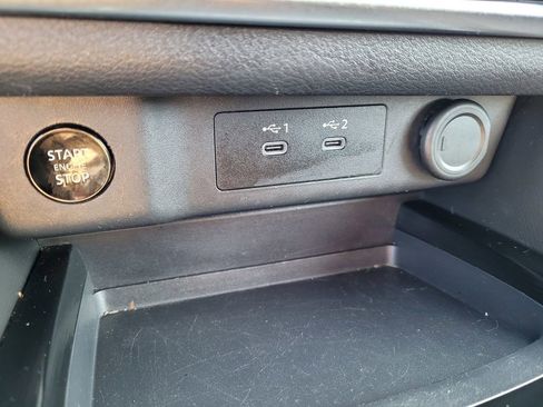 Used 2024 Nissan Rogue SV image 20