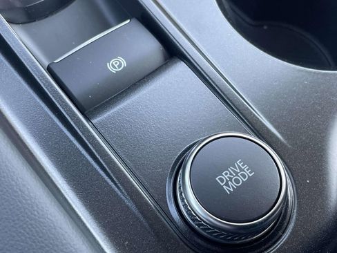 New 2026 Ford Explorer Active RWD image 22