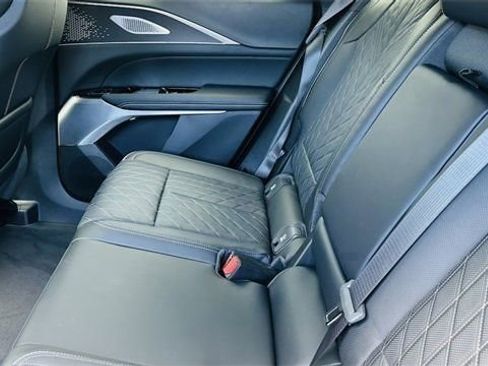 New 2026 Cadillac Lyriq V image 18