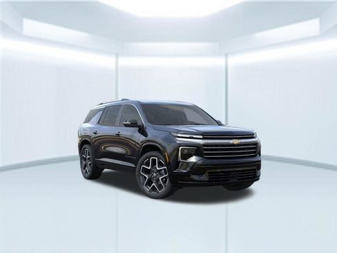 New 2026 Chevrolet Traverse High Country image 8