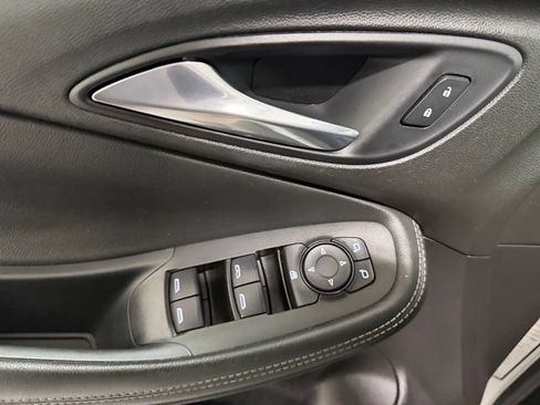 Used 2020 Buick Encore GX Preferred FWD image 11