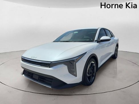 New 2026 Kia K4 EX FWD image 7