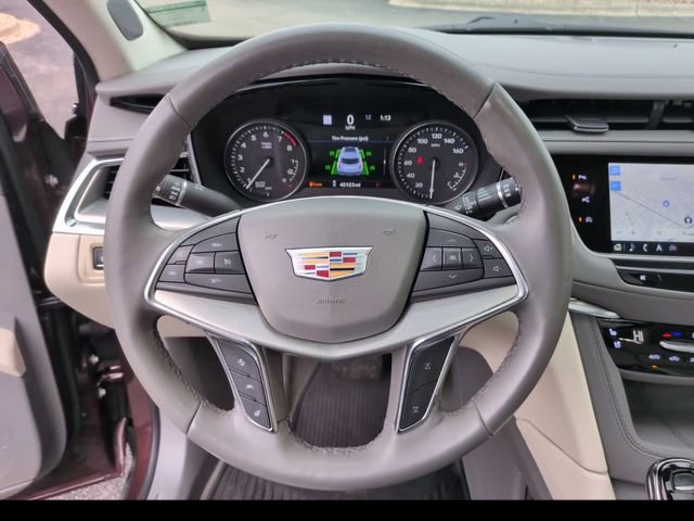 Certified 2023 Cadillac XT5 Premium Luxury w/ Technology Package FWD image 15