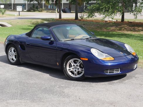Used 2002 Porsche Boxster RWD image 37