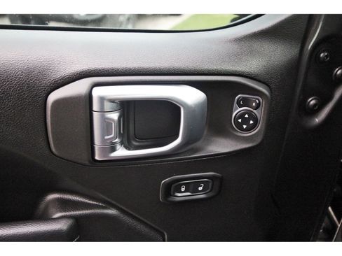 Used 2024 Jeep Gladiator Sport image 24