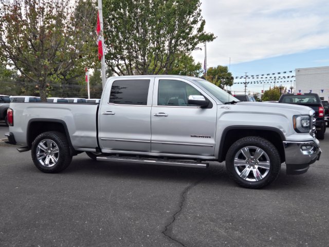 Used 2017 GMC Sierra 1500 SLT AWD/4WD image 3