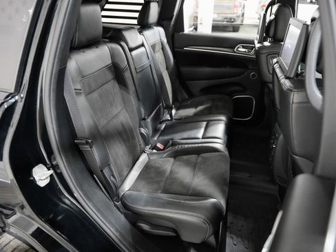 Used 2019 Jeep Grand Cherokee SRT w/ Trailer Tow Group IV AWD/4WD image 33